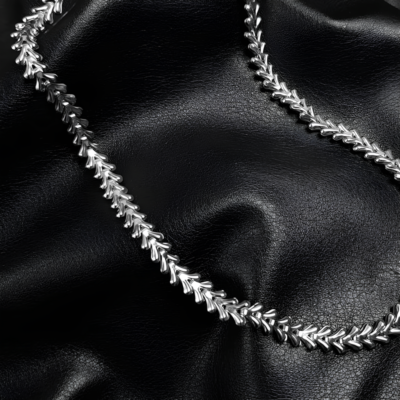 Vertebrae Choker